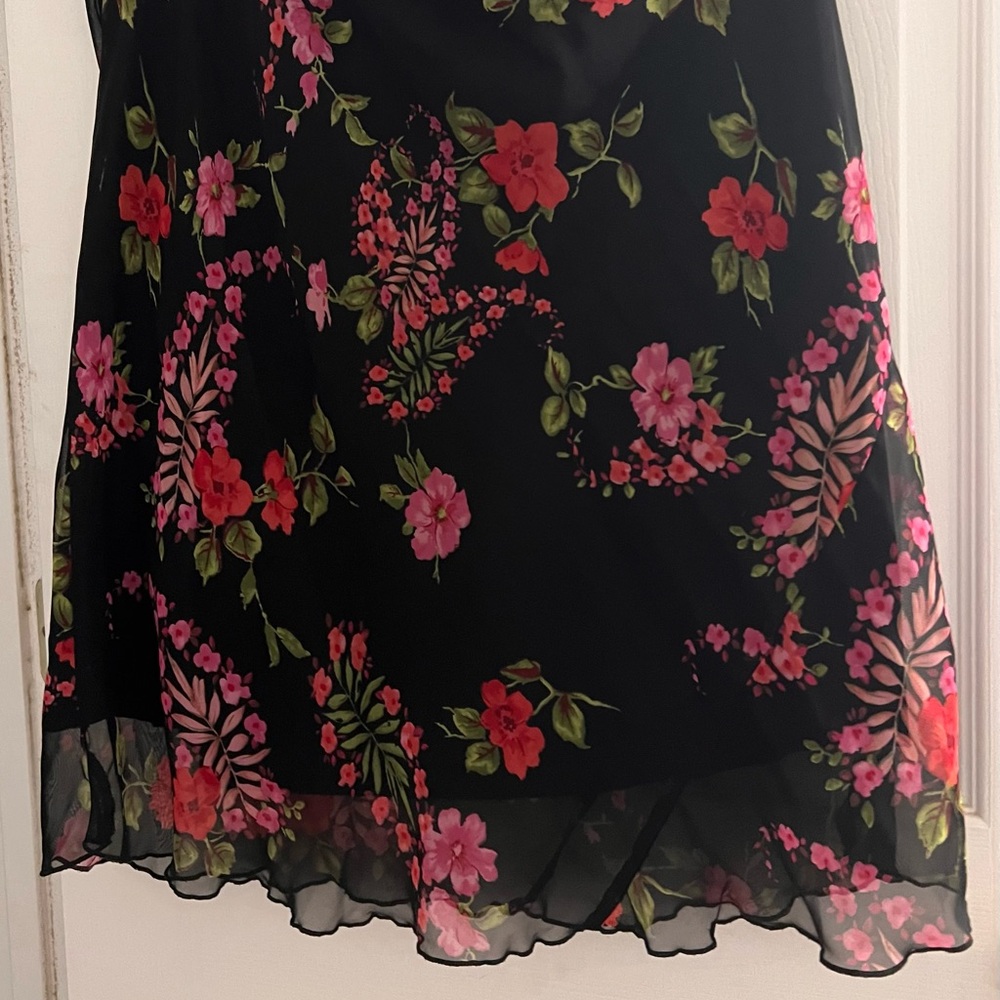 Women’s skirt. Floral. - Picture 2 of 2